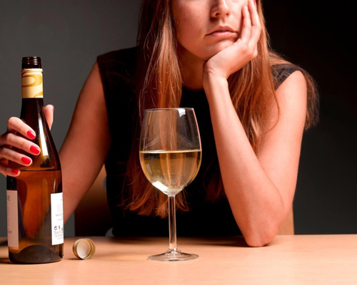 Анонимное лечение женского алкоголизма в Лузе